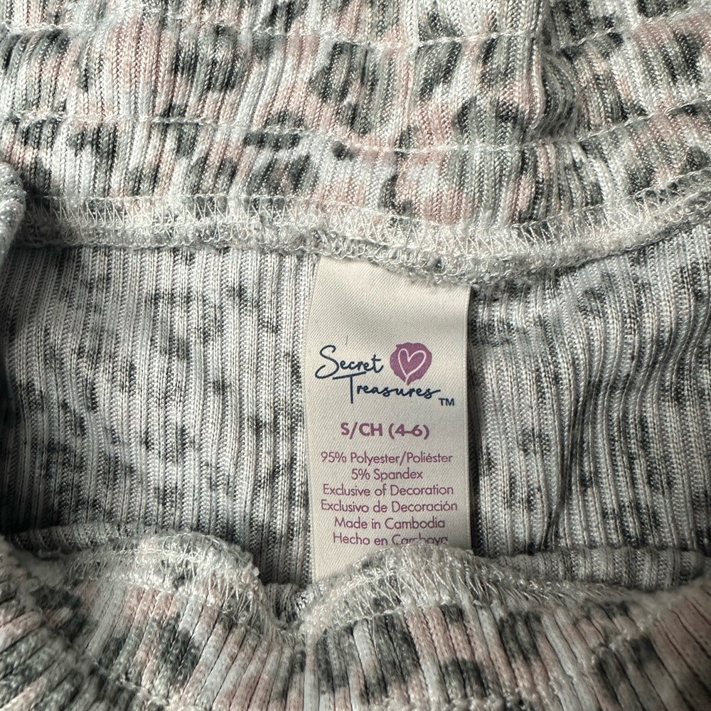 Secret Treasures Pink Pajama shorts - Picture 2 of 3